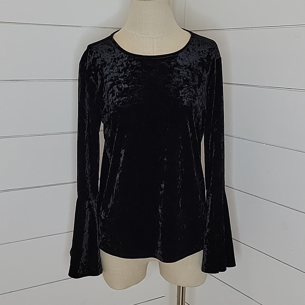 Beachlunchlounge small black velvet long bell sleeve shirt